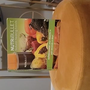 NutriBullet Natural Healing Foods Book